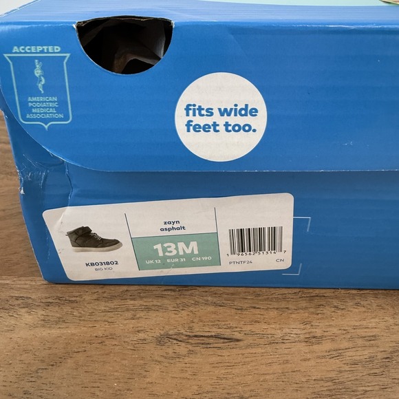New Little Kids Stride Rite Zayn Gray Faux Leather Mid Sneakers Size 13 C NIB